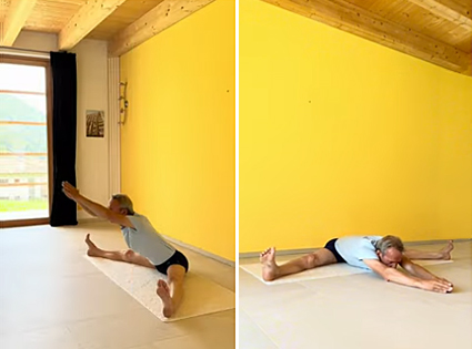Die weite Dehnung koṇāsana